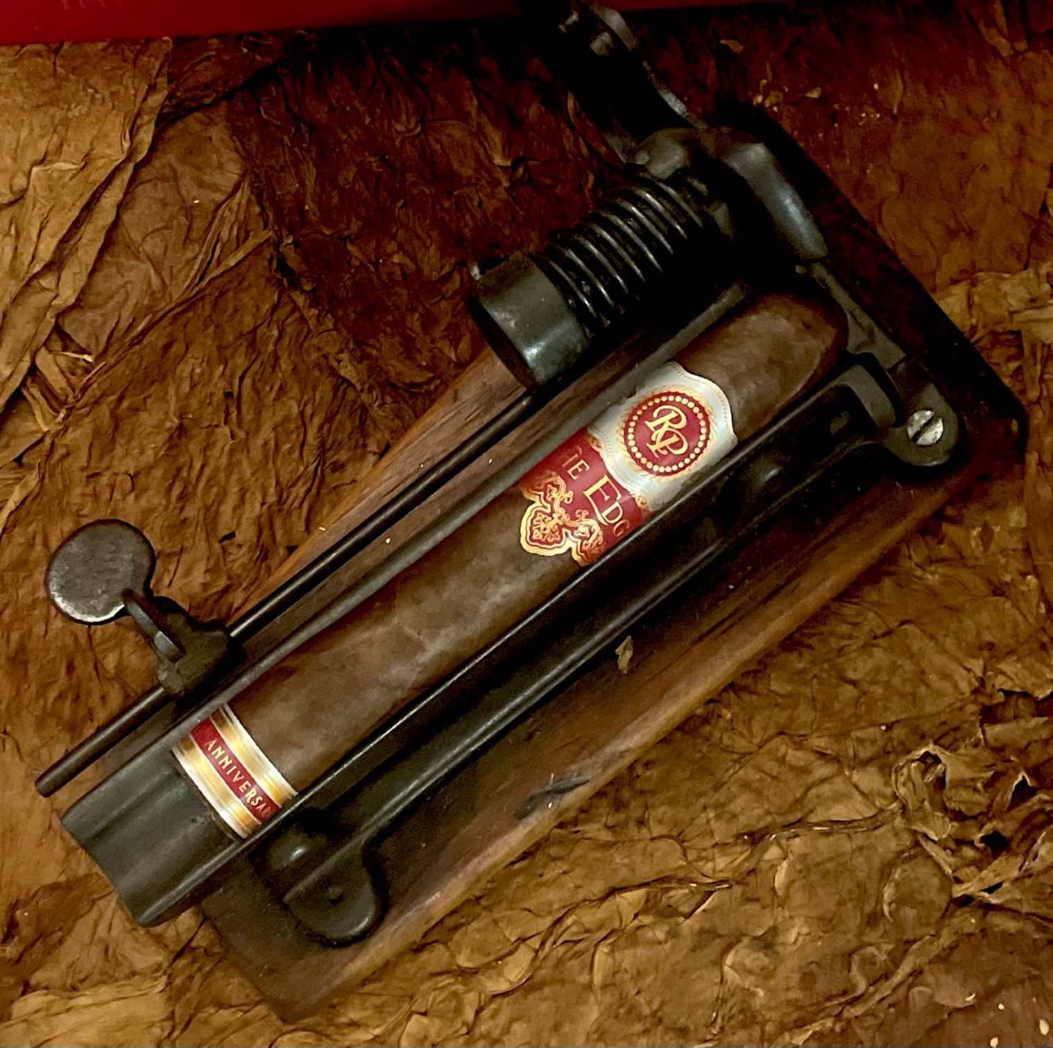 Rocky Patel The Edge 20th Anniversary Toro- Box of 20 Cigars - Image 2