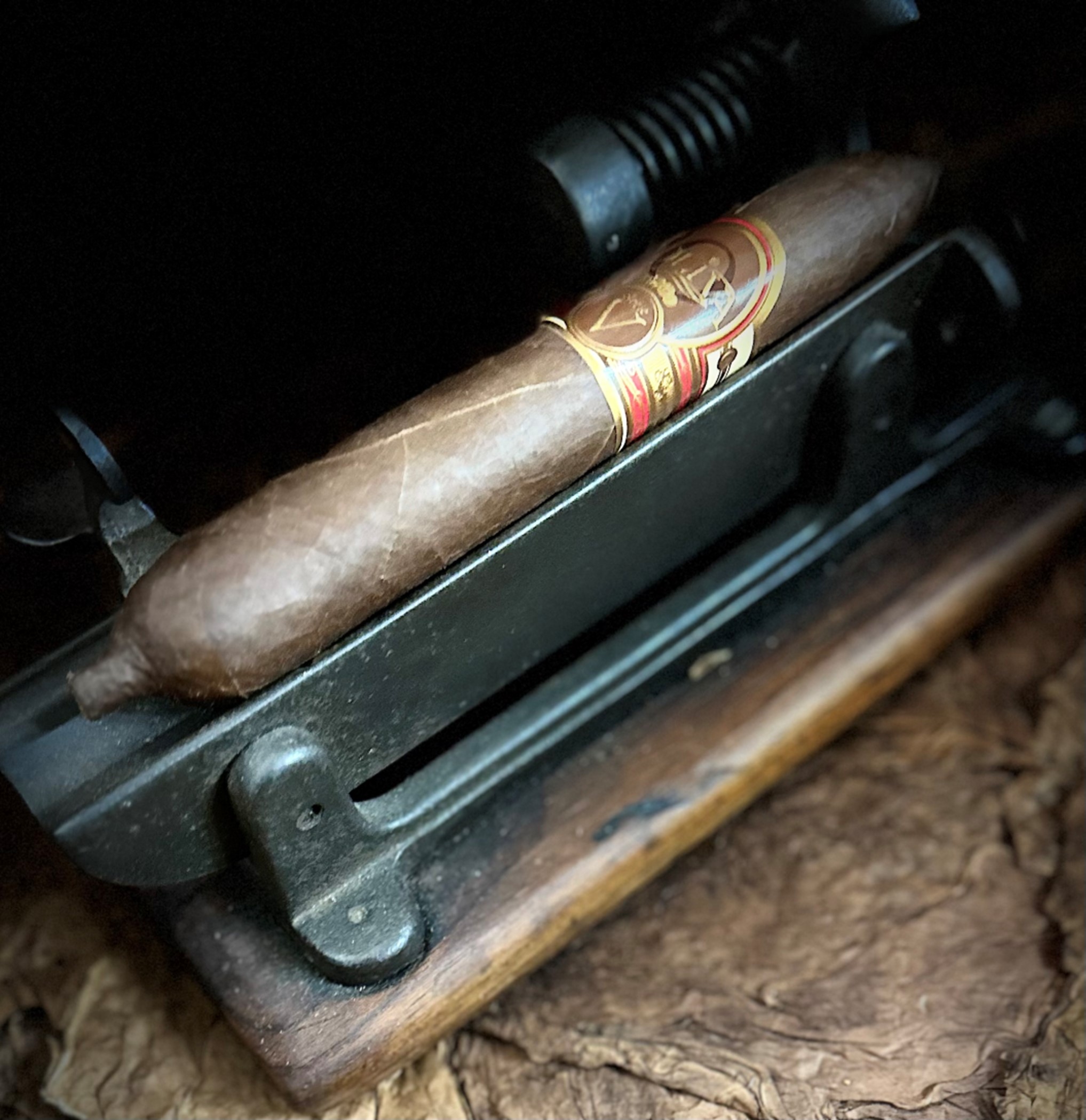 Oliva Serie V Figurado-Box of 24 Cigars - Image 3
