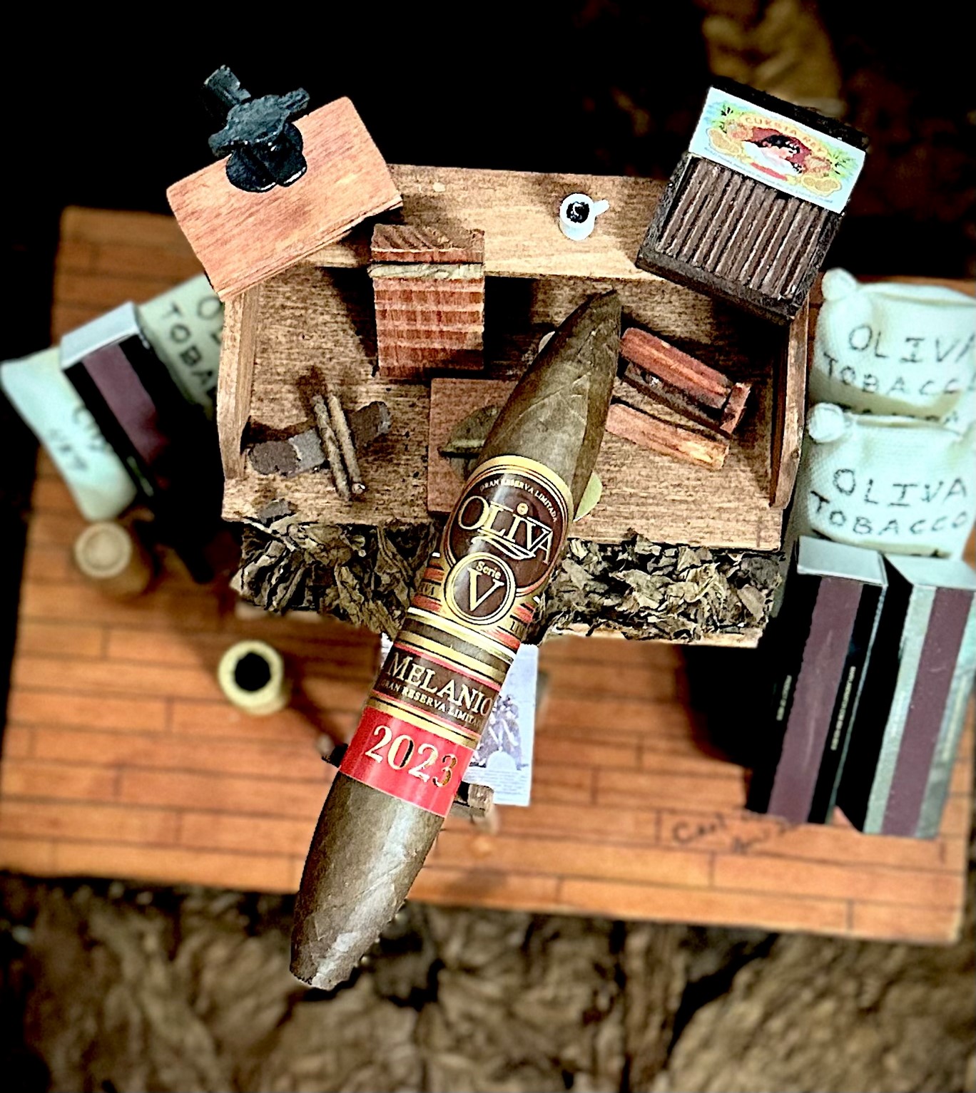 Oliva Serie V Melanio Edicion Ano 2023 Figurino-Box of 10 Cigars - Image 5