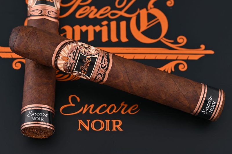 E. P. Carillo Encore Noir Majestic 2- Box of 10 Cigars - Limited Edition - Image 3