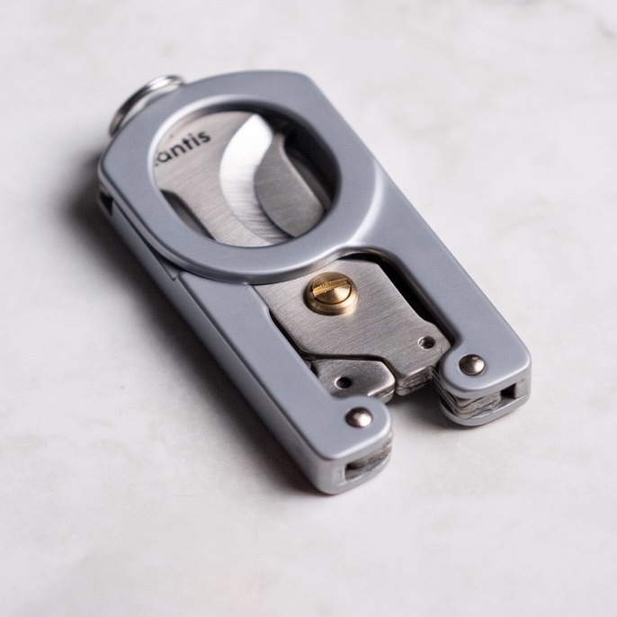 Mantis Katanami Pocket Cigar Scissors - Image 2