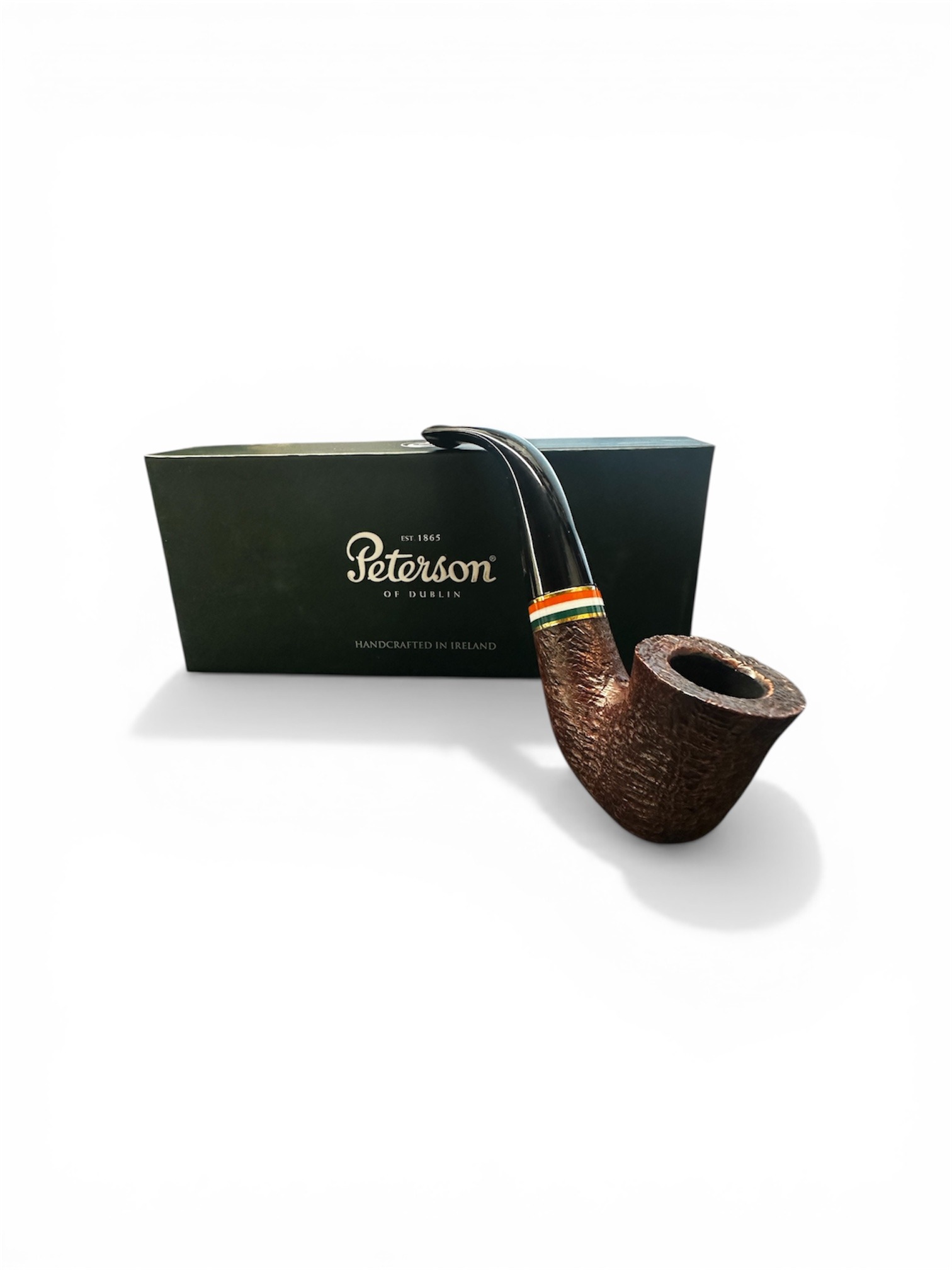 Peterson 2026 St. Patrick’s Day - Shape 05 Sandblasted Fishtail Pipe – Limited Edition - Image 2