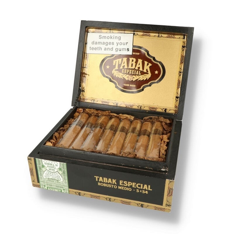 Drew Estate Medio Robusto Cigars